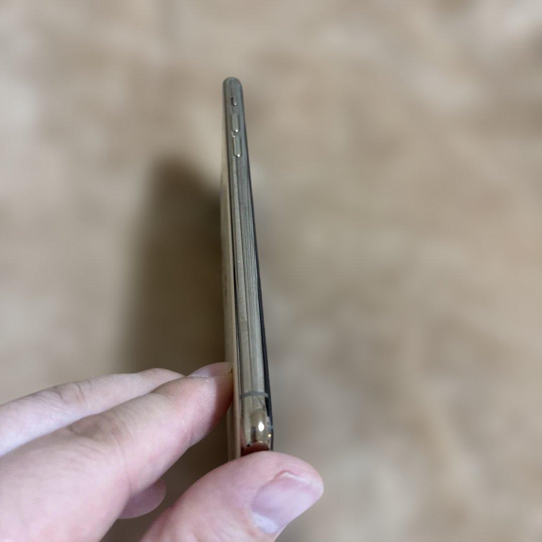【美品】iPhone11ProMax 256GB ゴールド