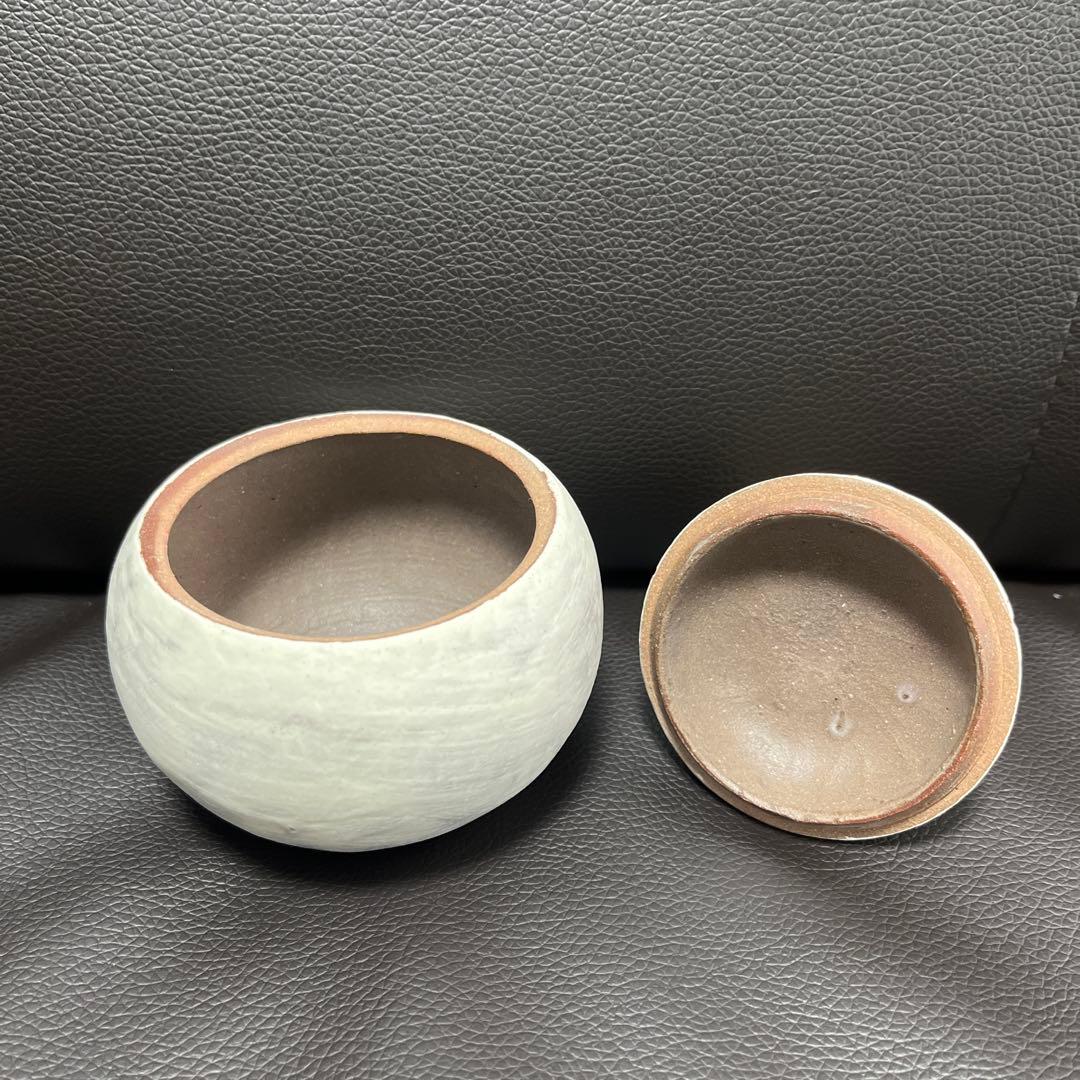 蓋物　作家　創作　陶器　うさぎ　ウサギ