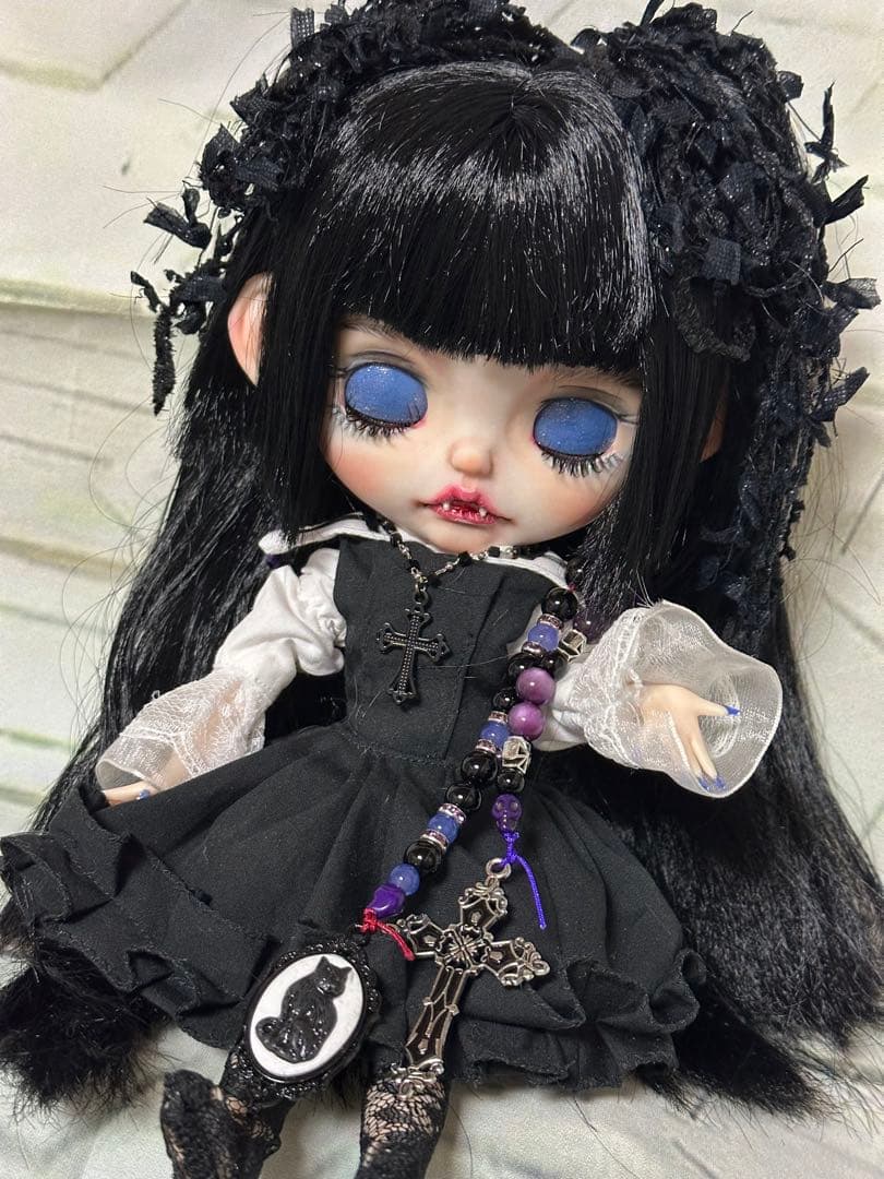 アイシードール 本体　女の子　アウトフィット付き　アリス