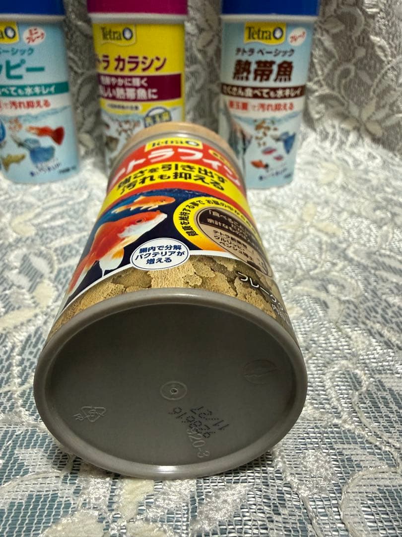 テトラ社　熱帯魚、金魚、メダカのエサ　全27本