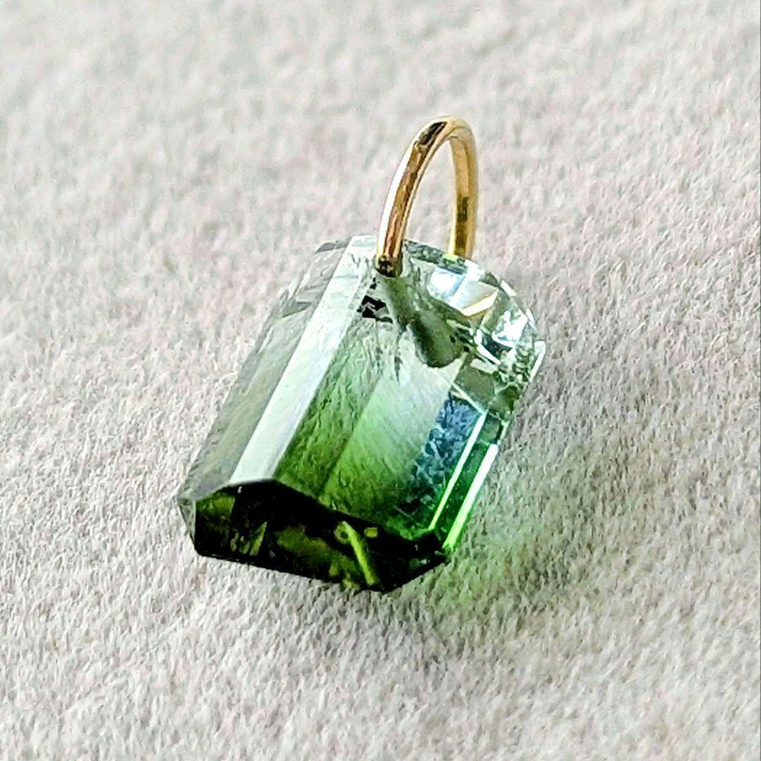 ♢N♢訳あり♢K18 バイカラートルマリン 2.08ct チャ―ム
