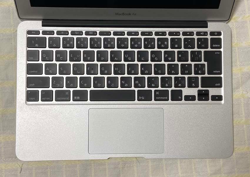 動作品！ Apple MacBook Air Mid 2012 A1465