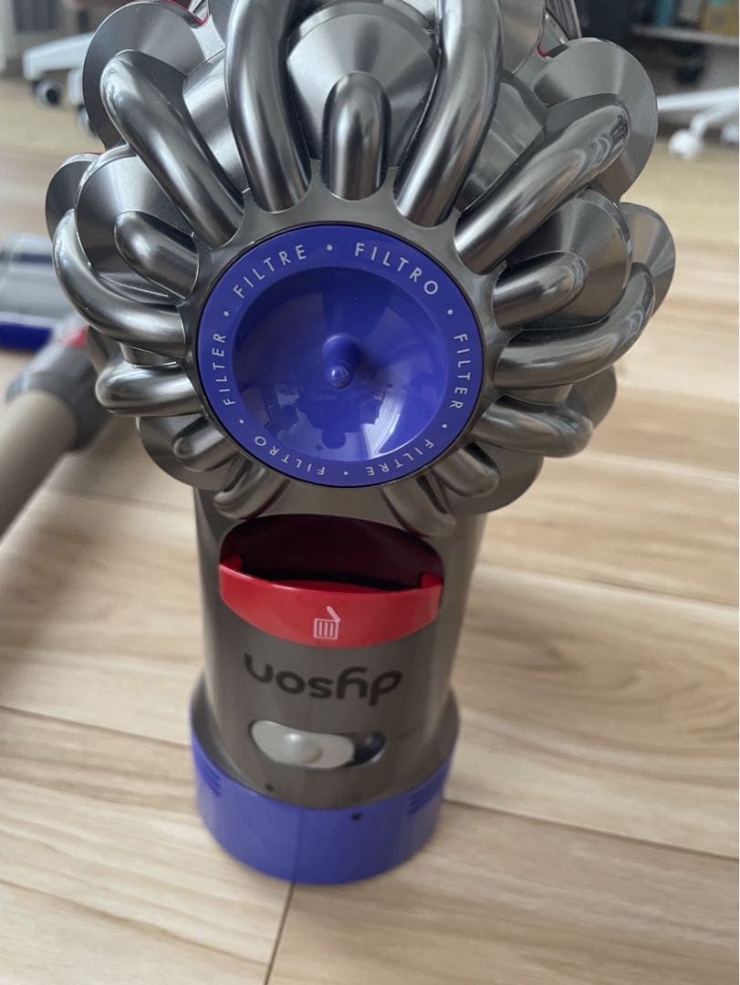 ダイソン コードレスサイクロン掃除機・Dyson V8 Absolute