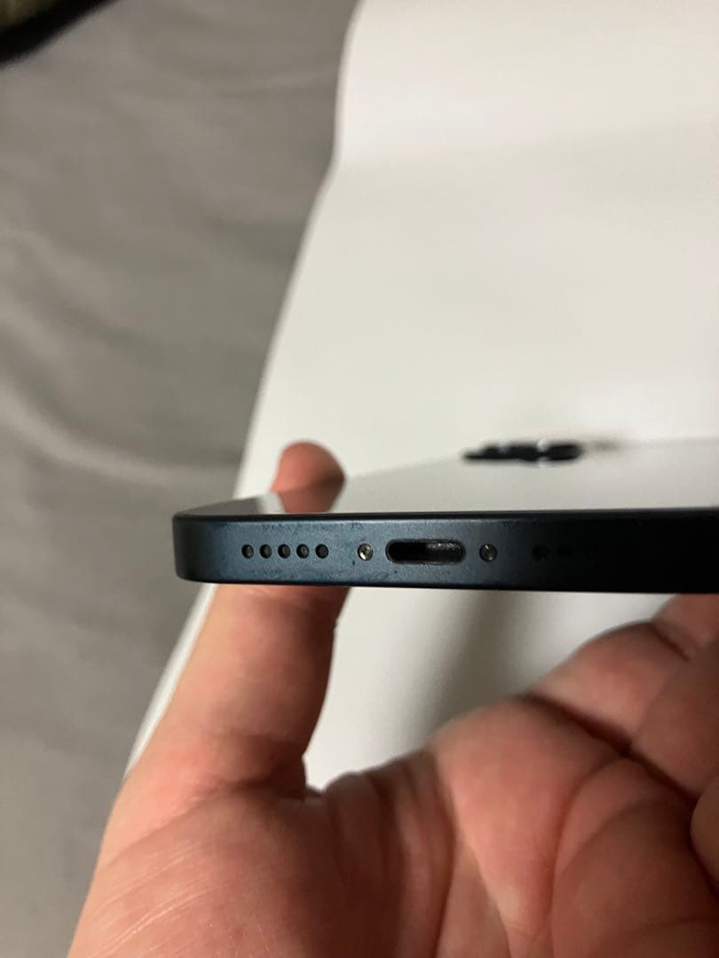 に*き様 Apple iPhone 13 ブラック 本体 バッテリー100% S