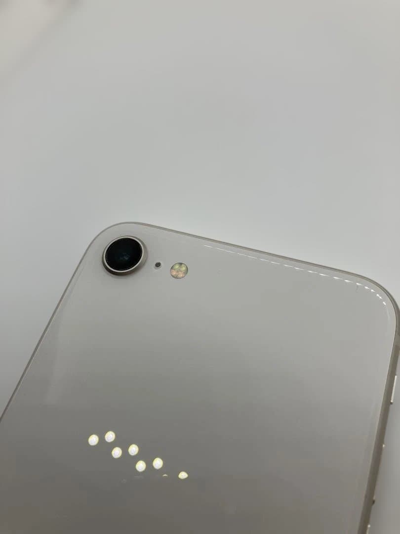 T*o様 iPhone SE 第3世代 64GB 美品 SIMフリー バッテリー