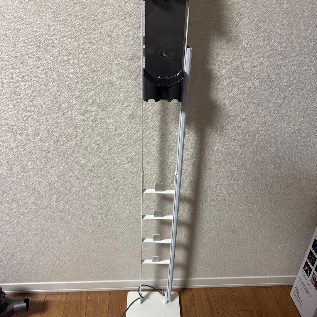 【ジャンク】Dyson V8 スティッククリーナーと専用スタンドのセット