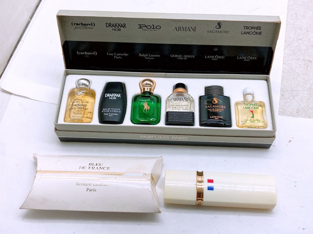＊*＊様 香水 40本以上 まとめ★ミニボトル含む コレクション インテリア デ