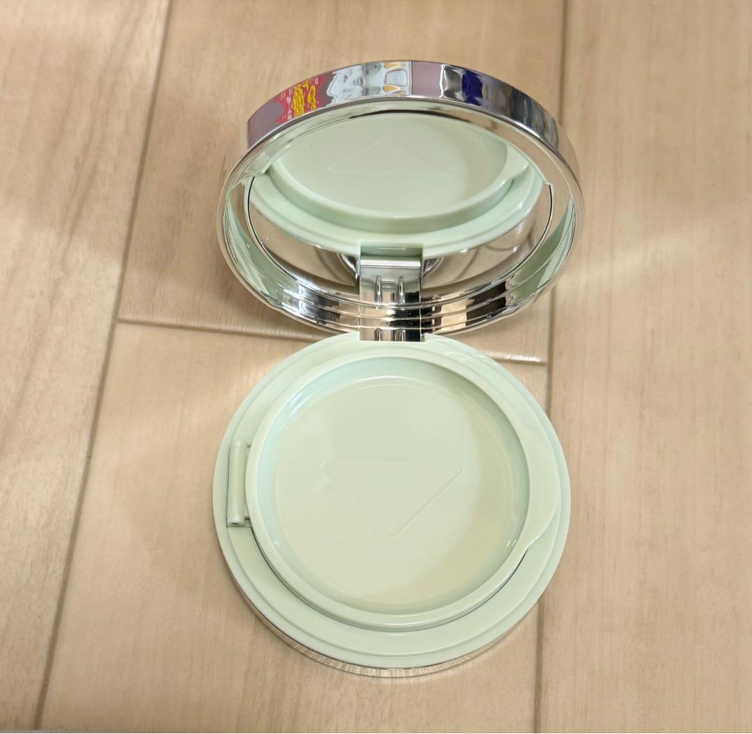 PRADAプラダ　メッシュクッション　クッションファンデーション