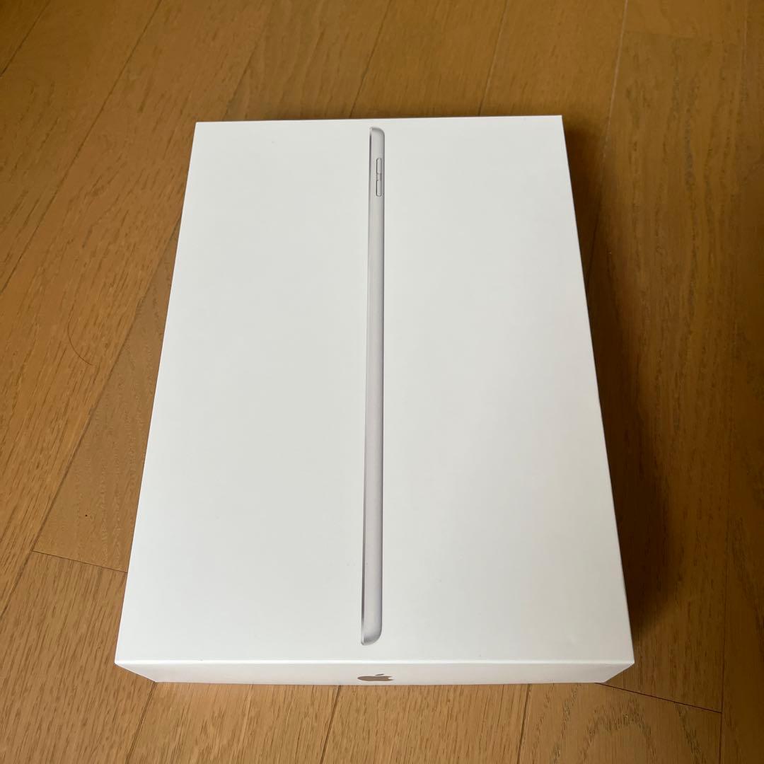 iPad シルバー第9世代 64GB本体wi-fiモデル