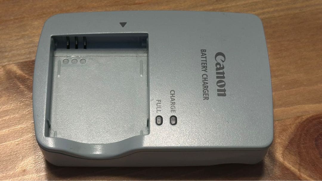 Canon IXY ピンク デジタルカメラ ケース付き