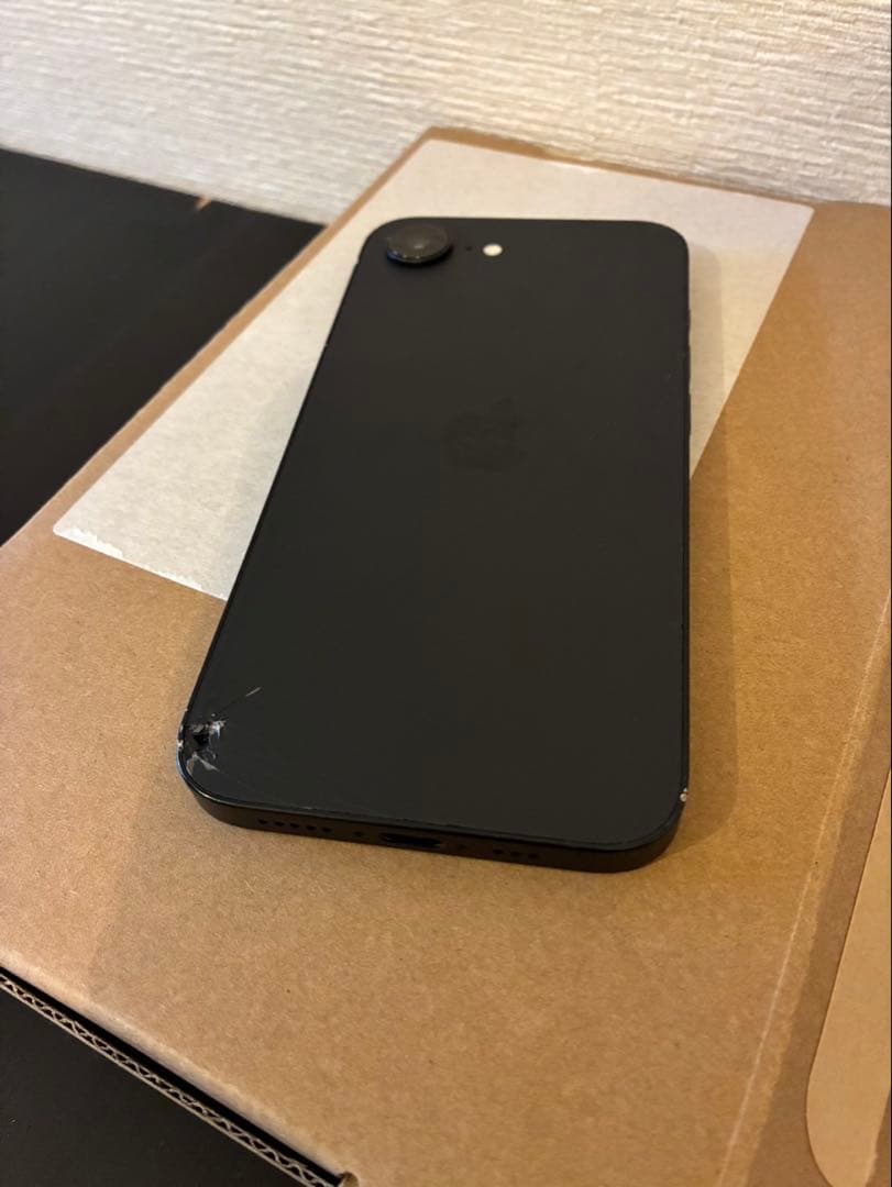 iPhone16e simフリー 128GB
