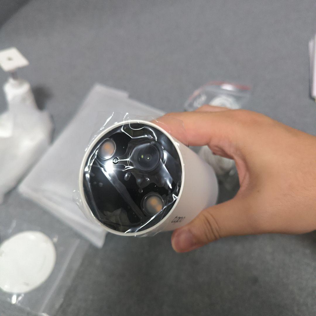 【未使用品】tapo C410 ソーラーセキュリティカメラ