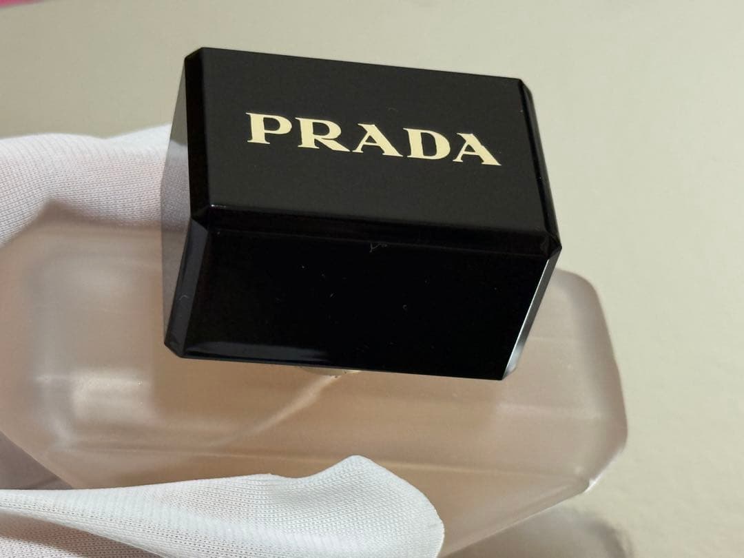 PRADA ヘアミスト パラドックス