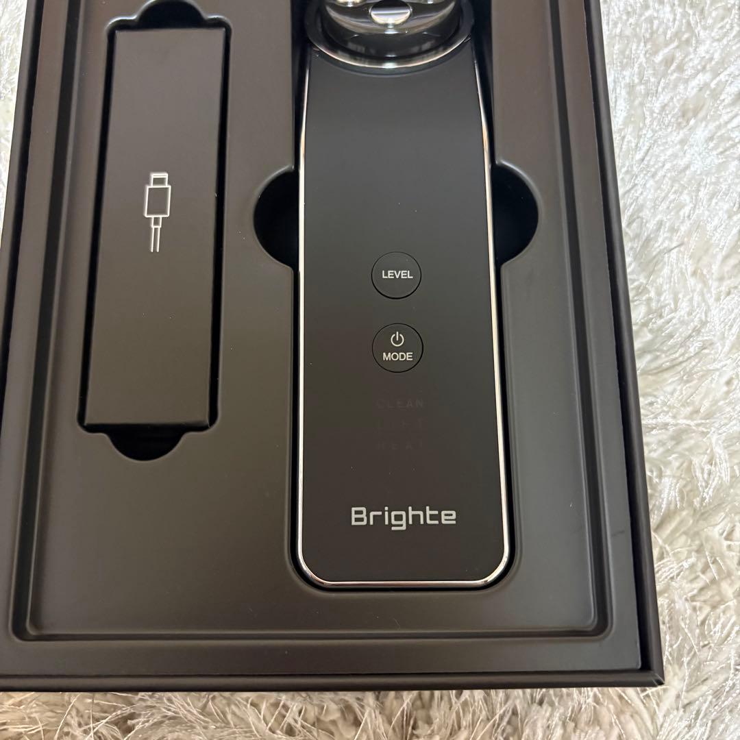 Brighte エレキリフト 美顔器＋スカルプセラム