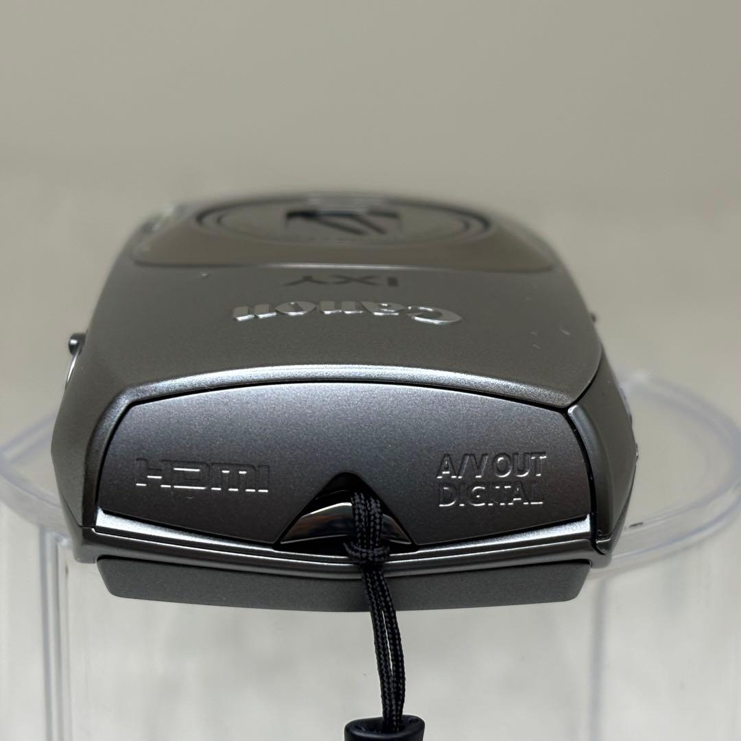 美品　Canon カメラ　IXY 32S PC1682 シルバー コンデジ　可動