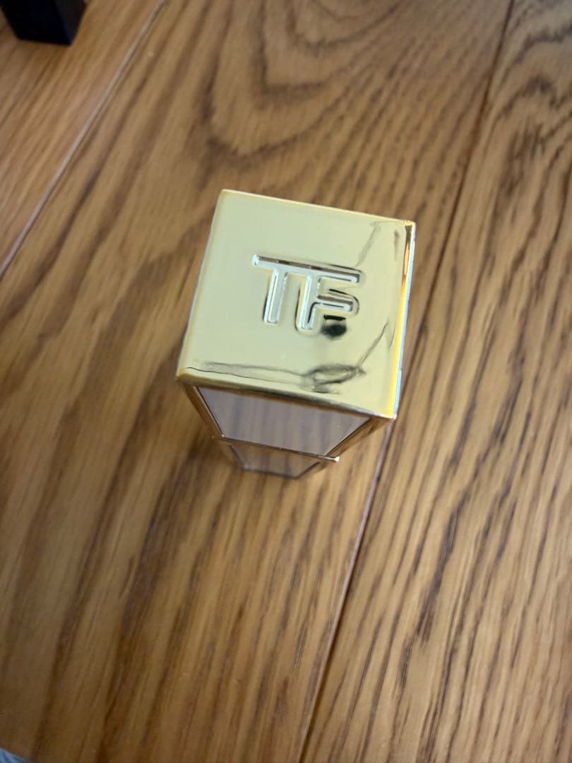 新品 TOMFORD グロス リュクス 08