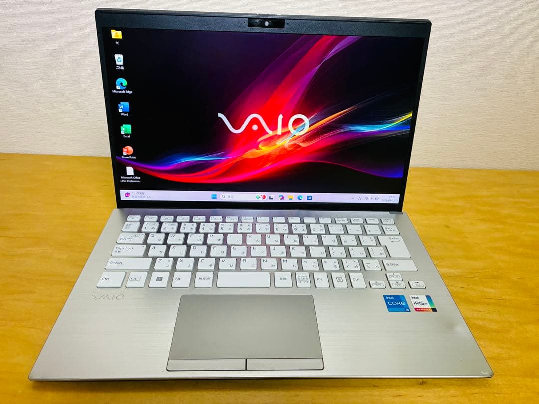 VAIO VJPK21/高性能メモリ16GB/office2024/バッテリー良