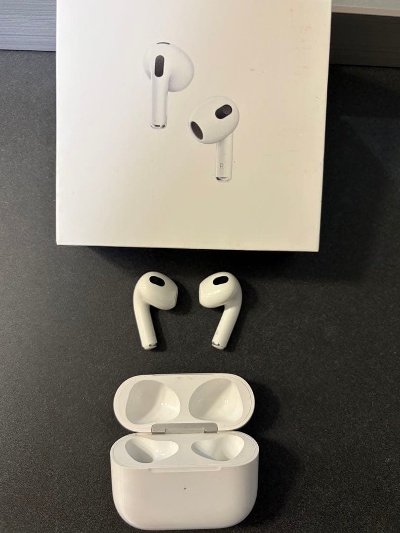 AirPods 第3世代 箱付 充電コード付 動作確認済