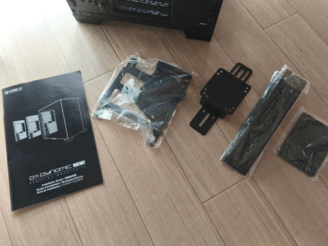 美品 LIAN LI O11 DYNAMIC MINI