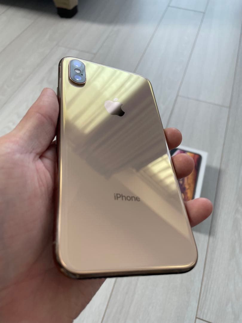 【バッテリー77%】Apple iPhone XS 本体 箱付き