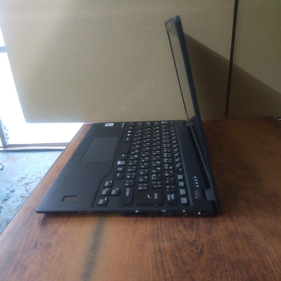超軽薄中古ノートPC Core i5 10世代 富士通 U9310/D