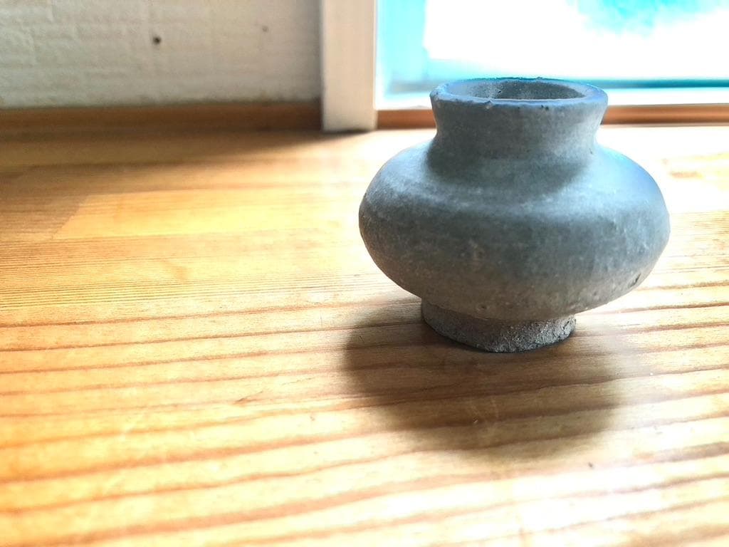 【タイ・骨董】宋胡録（スンコロク）白灰釉 小壺（中世：14–16世紀）