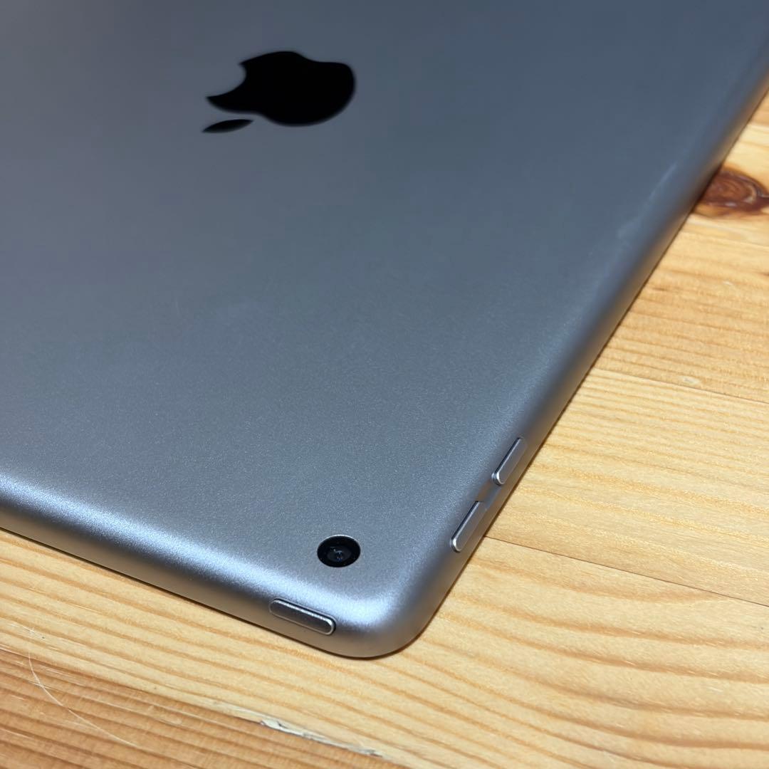 長*日様 iPad 第5世代 32GB 538011