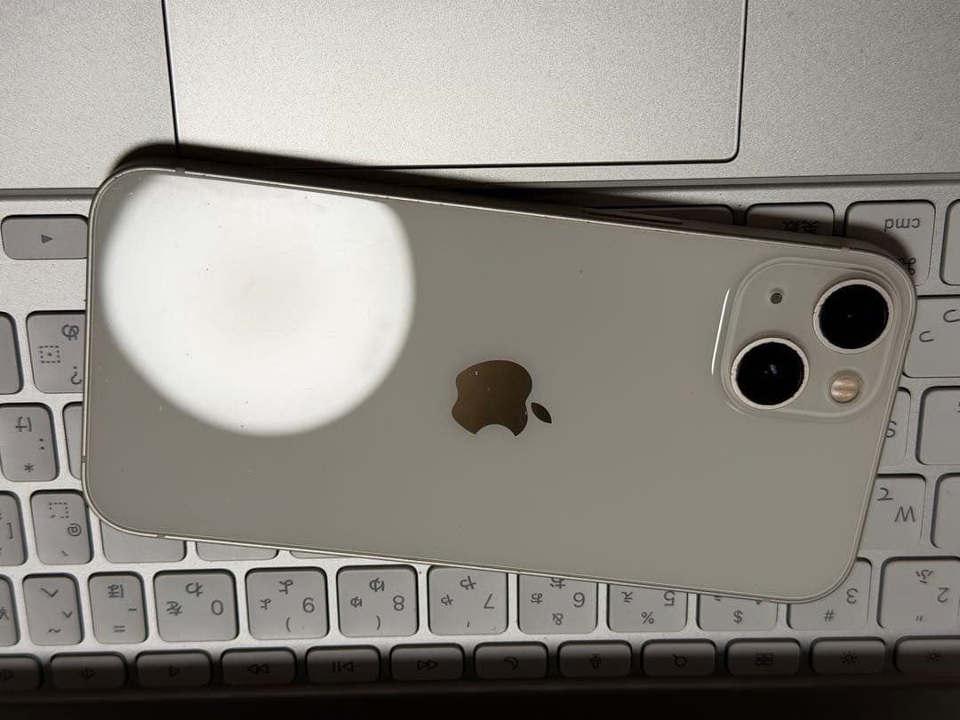 iPhone 13 スターライト　256GB 本体のみ
