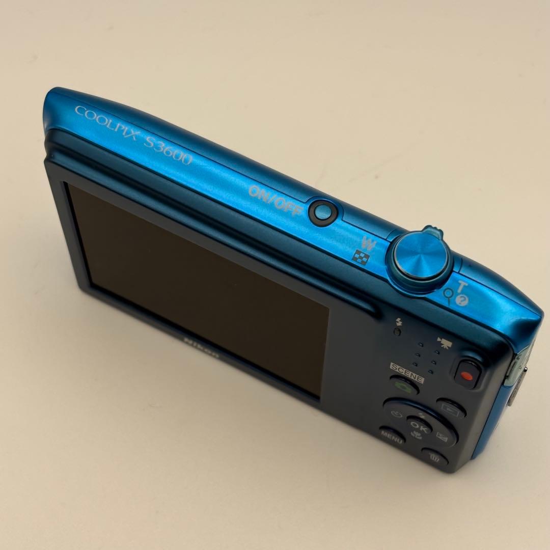 Nikon ニコン COOLPIX S3600 コンデジ ブルー 動作品 訳あり