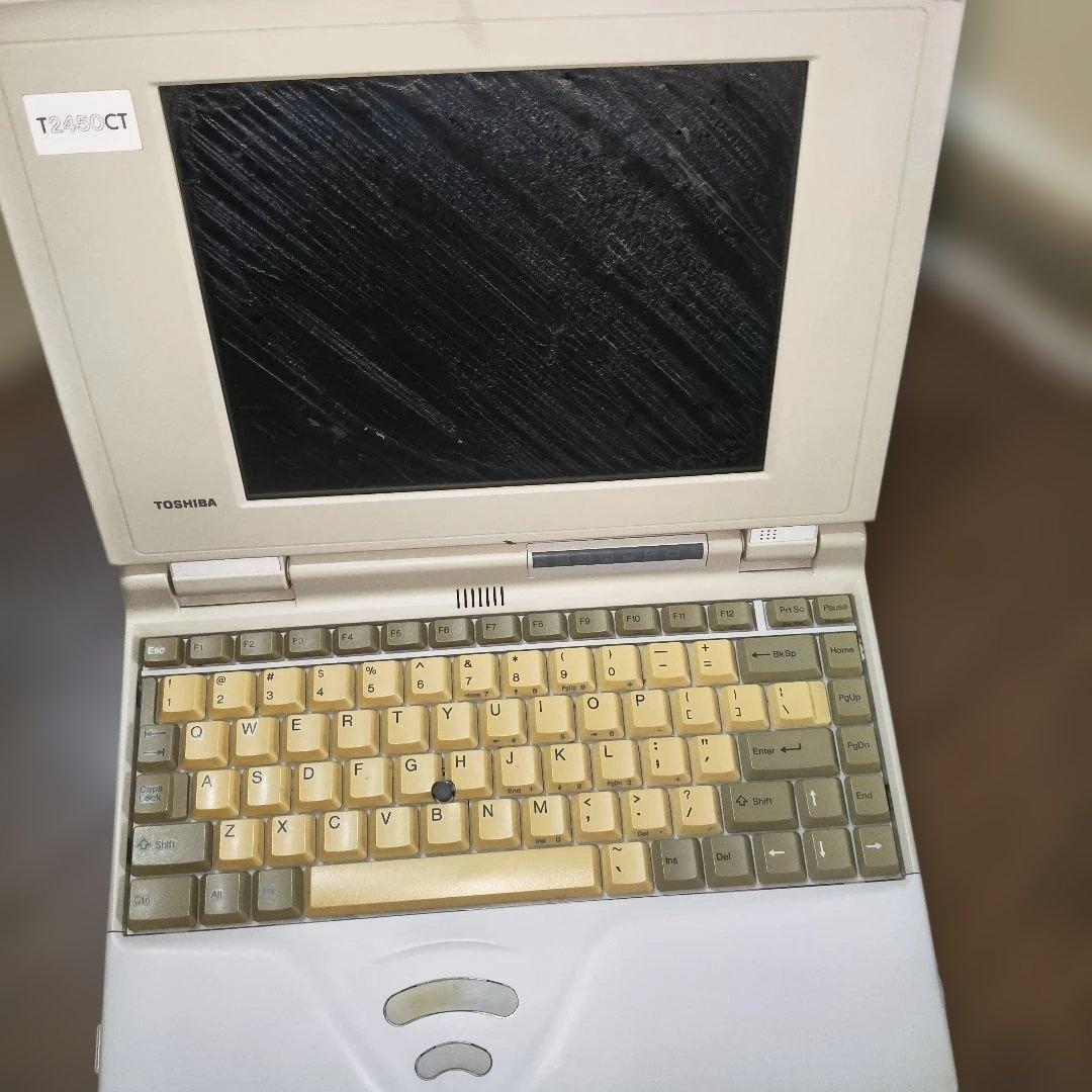 Toshiba T2450CT ノートPC 本体