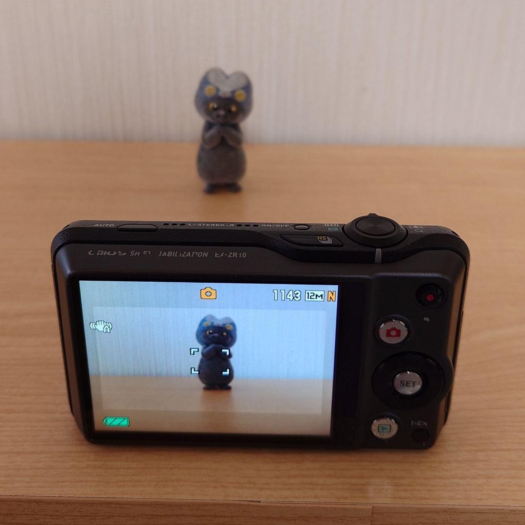 CASIO EXILIM EX-ZR10 コンパクトデジタルカメラ