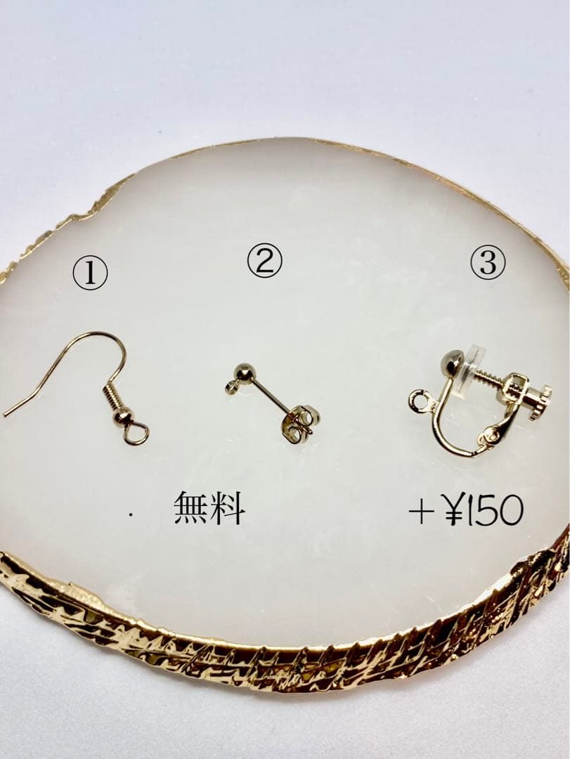 【N.500】ハンドメイドピアス/イヤリング　琉球ガラス　雫　ジルコニア　レジン