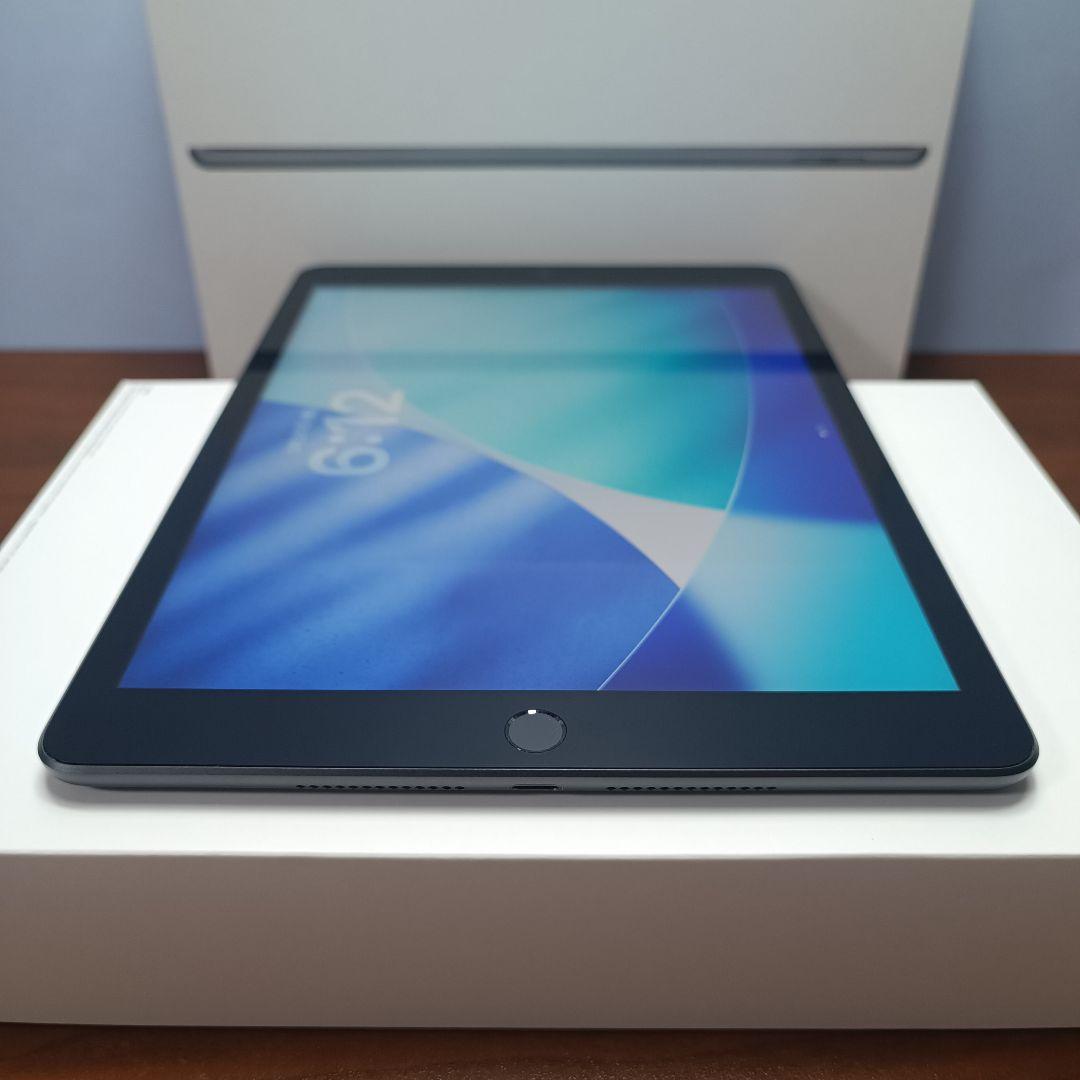 (美品) iPad 10.2 第9世代 WiFi 256GBキーボードカバー付き