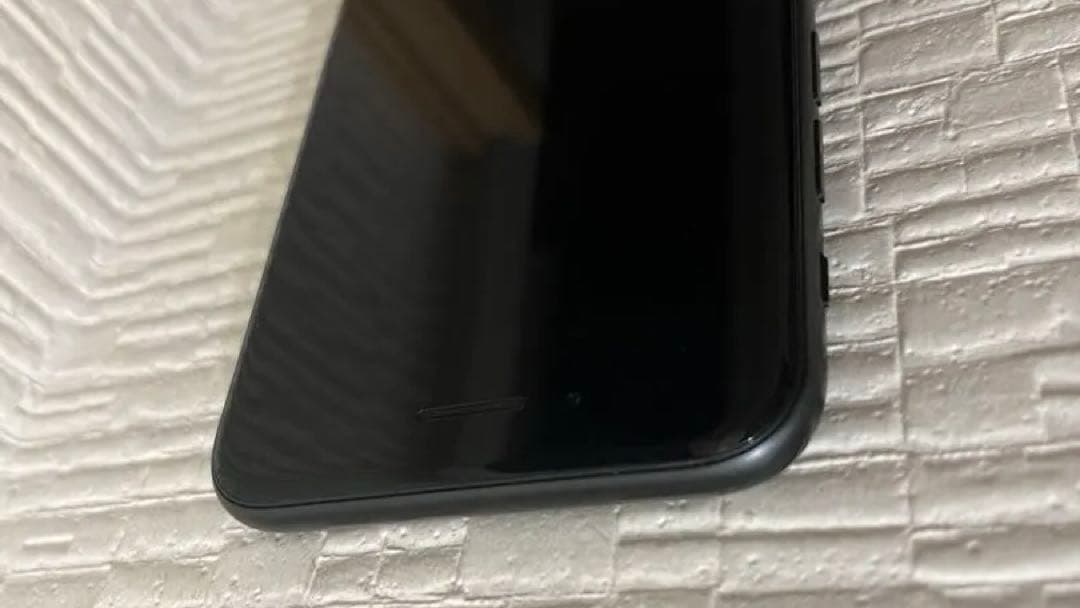 バッテリー最大容量86% iPhone SE2 64GB ブラック