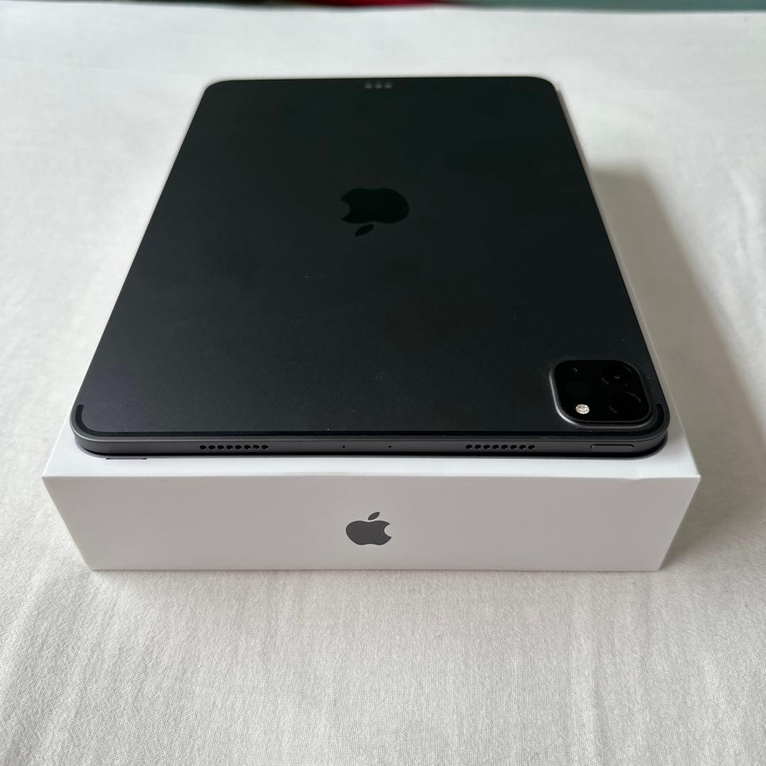 Apple iPad Pro 11インチ 第3世代　スペースグレー　ペンシル付き