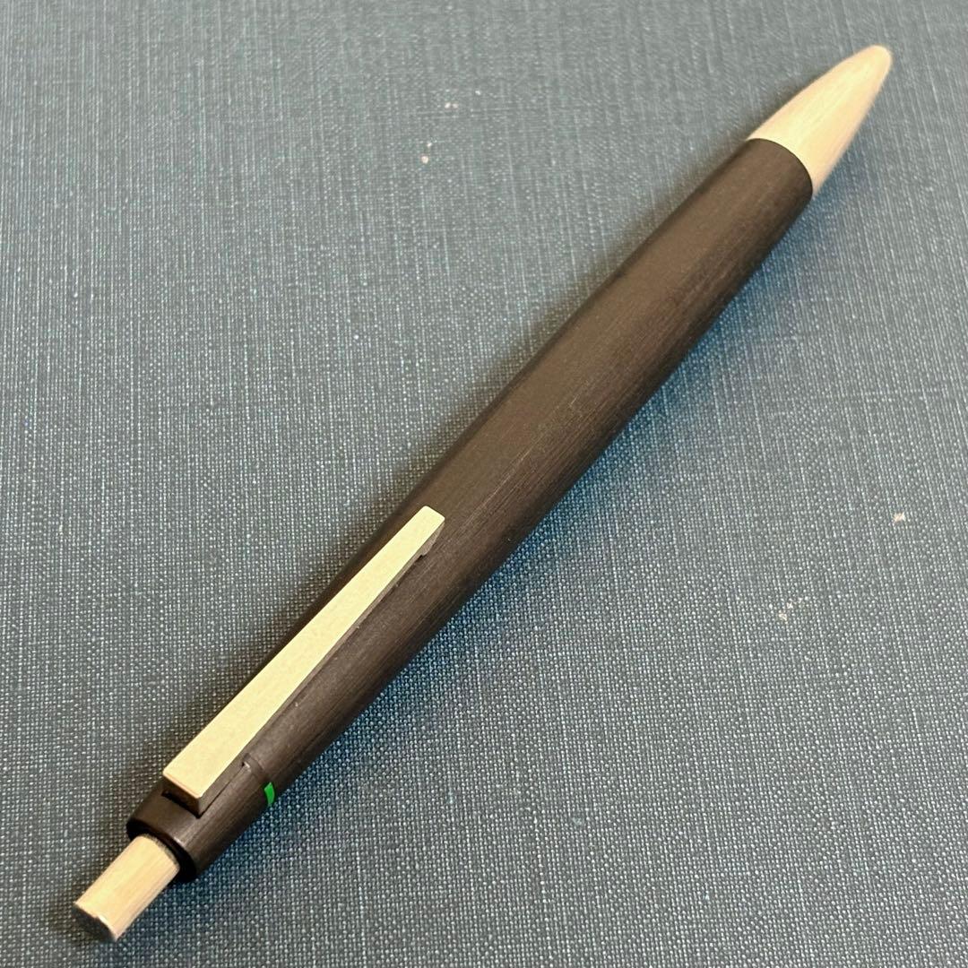 マックス　LAMY2000 4色ボールペン