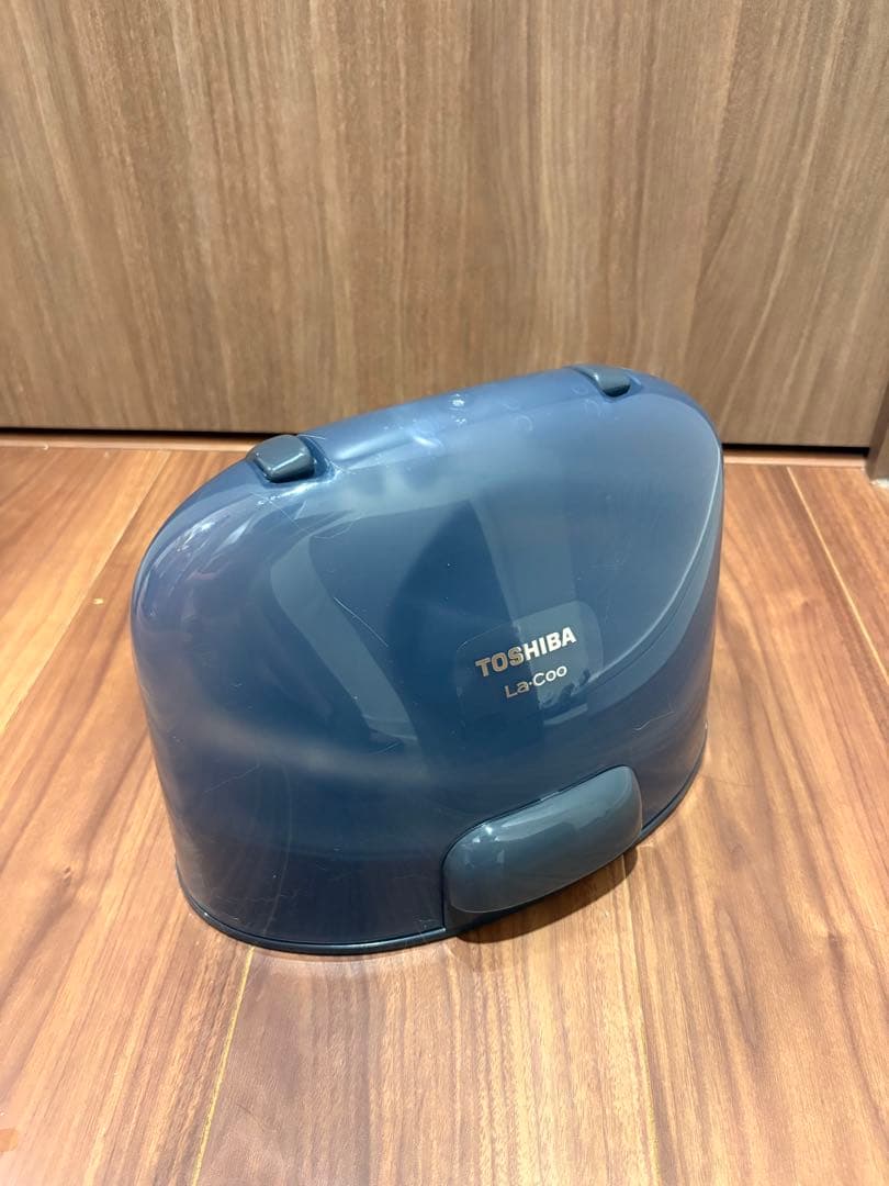 TOSHIBA コードレススチームアイロン TA-FDX970