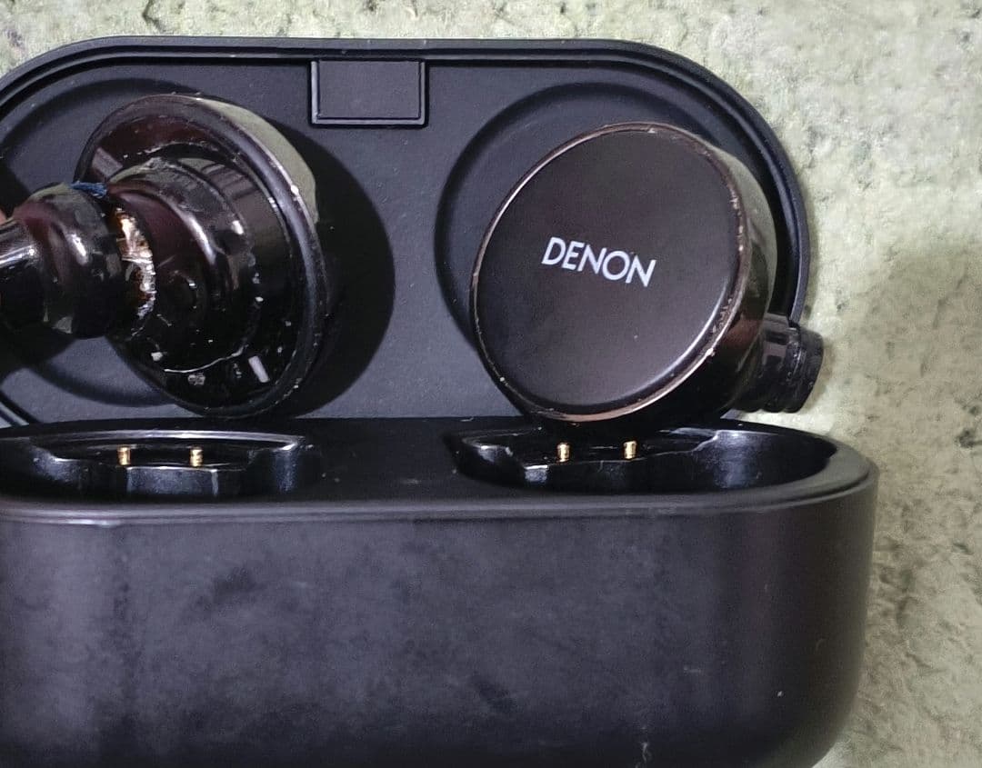 片耳イヤホン7個　Denon、Jabra、AVIOT、EarFun、final