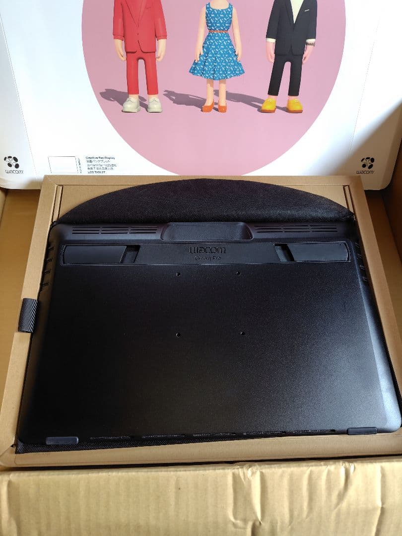 Wacom Cintiq Pro 16 液晶ペンタブレット本体