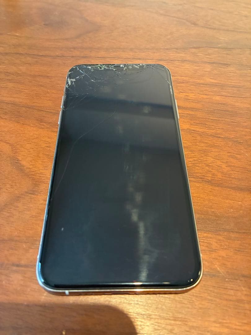 iPhoneXS 64GB 画面割れ 電源不良