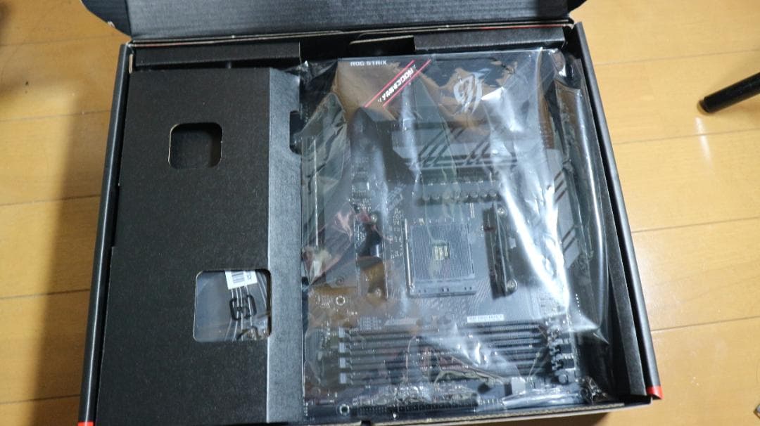 マザーボード ROG STRIX B550-F GAMING & DDR4-3000 2x16
