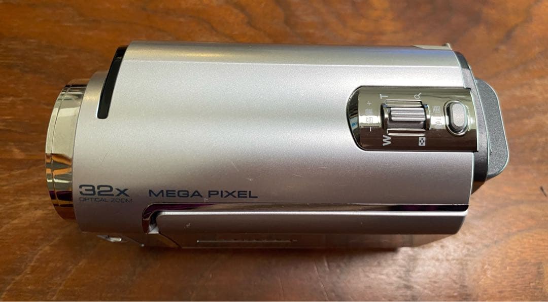 ビクター エブリオ ビデオカメラGZ-MG330 バッテリーチャージャー付