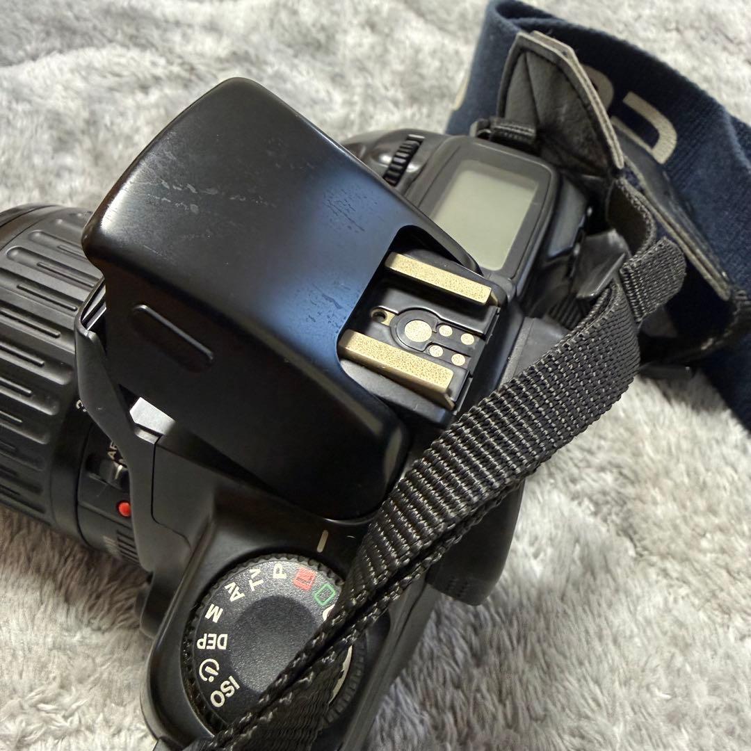 【送料無料・極美品】Canon 　EOS　1000QD　フィルム　一眼レフカメラ