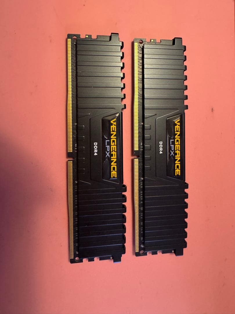 CORSAIR DDR4メモリー 16GB(8GB×2) 2666mhz