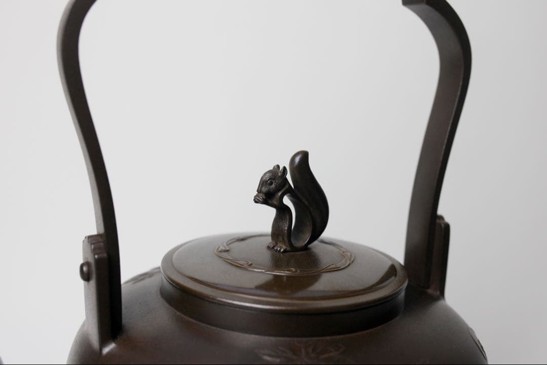 末武整宝 作 文化財保持者 栗鼠葡萄文 湯沸 茶道具 銅製 整宝 煎茶器 急須