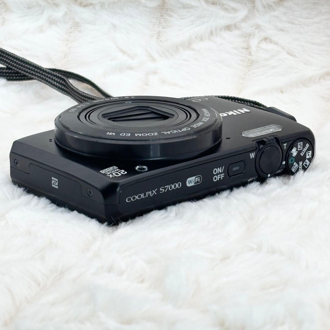 Nikon COOLPIX S7000 ブラック