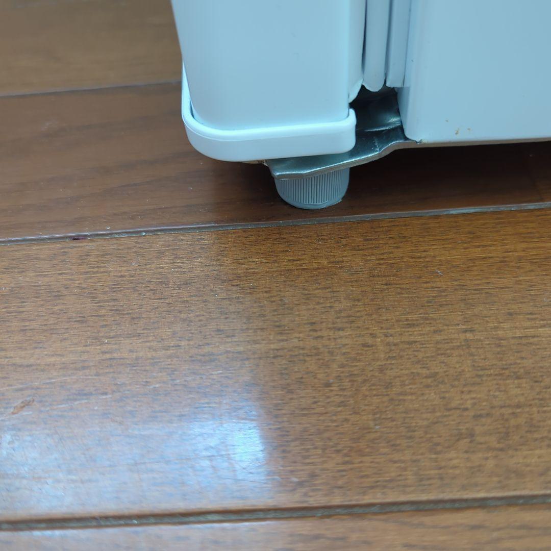 comfee 二段式冷蔵庫 ホワイト 90L 右開き
