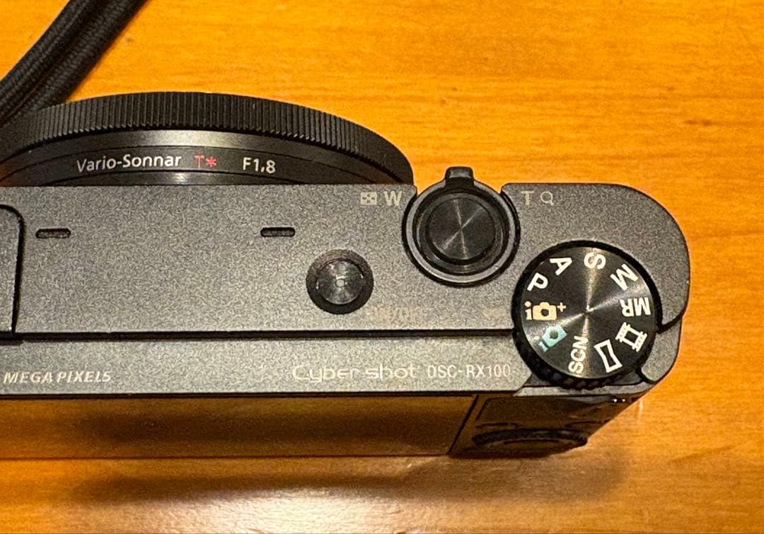 SONY ソニー Cyber-Shot DSC-RX100 バッテリー、充電器付