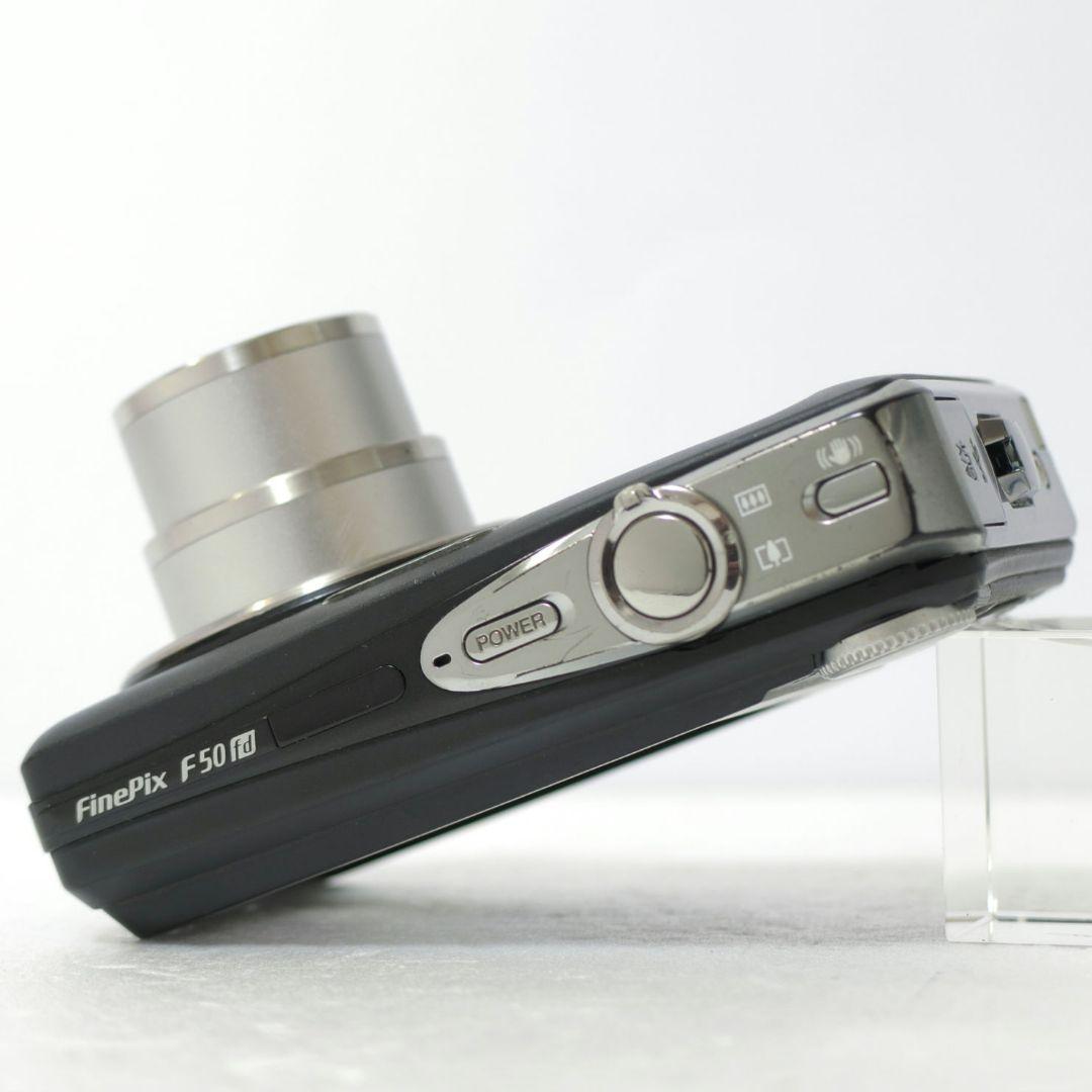 【作例掲載】富士フイルム　FINEPIX F50fd　1/1.6型ハニカムCCD