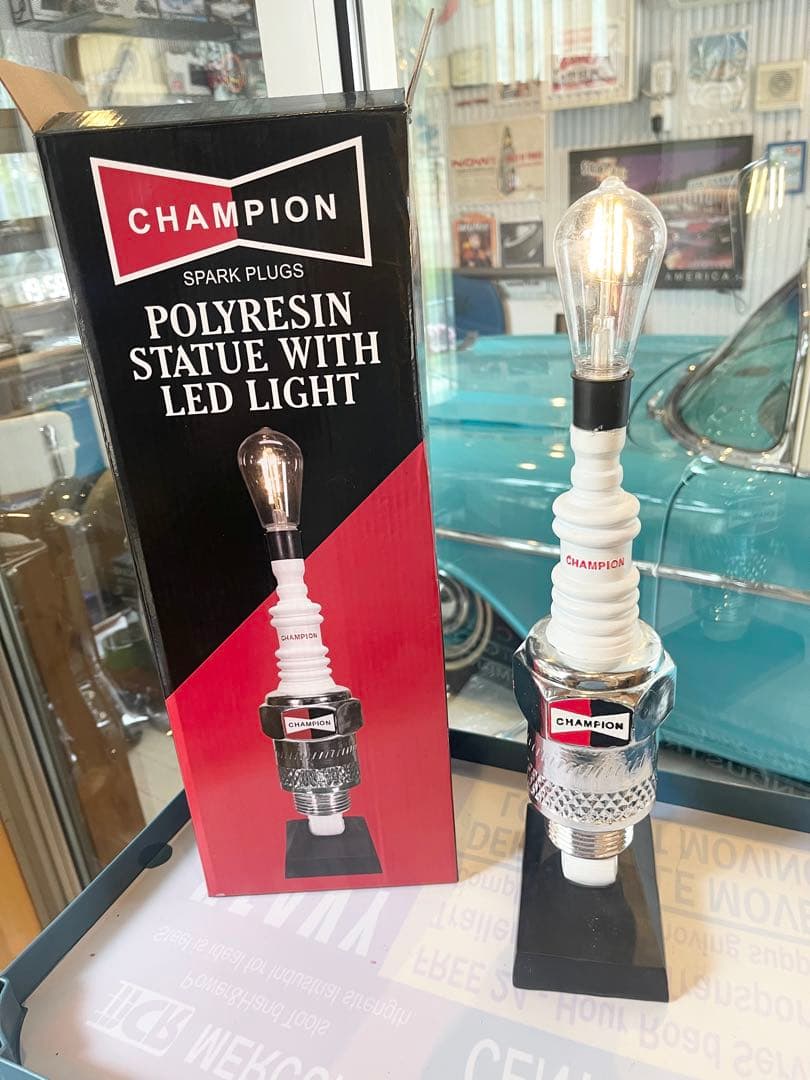 【大型】CHAMPION プラグ型 LEDランプ 50s 60s 70s
